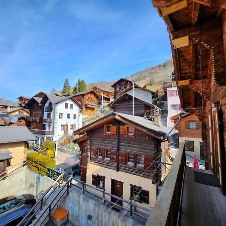 Appartement "Le Ver Luisant" A Saint-Martin, Val D'Herens, Valais Bagian luar foto