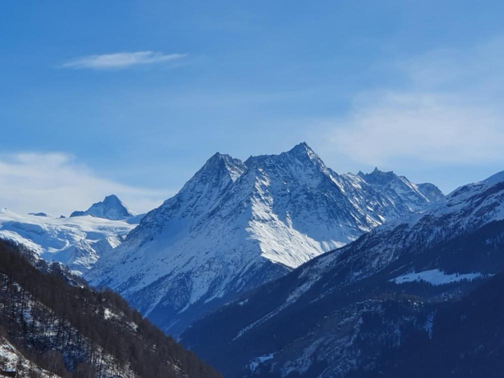 Appartement "Le Ver Luisant" A Saint-Martin, Val D'Herens, Valais Bagian luar foto