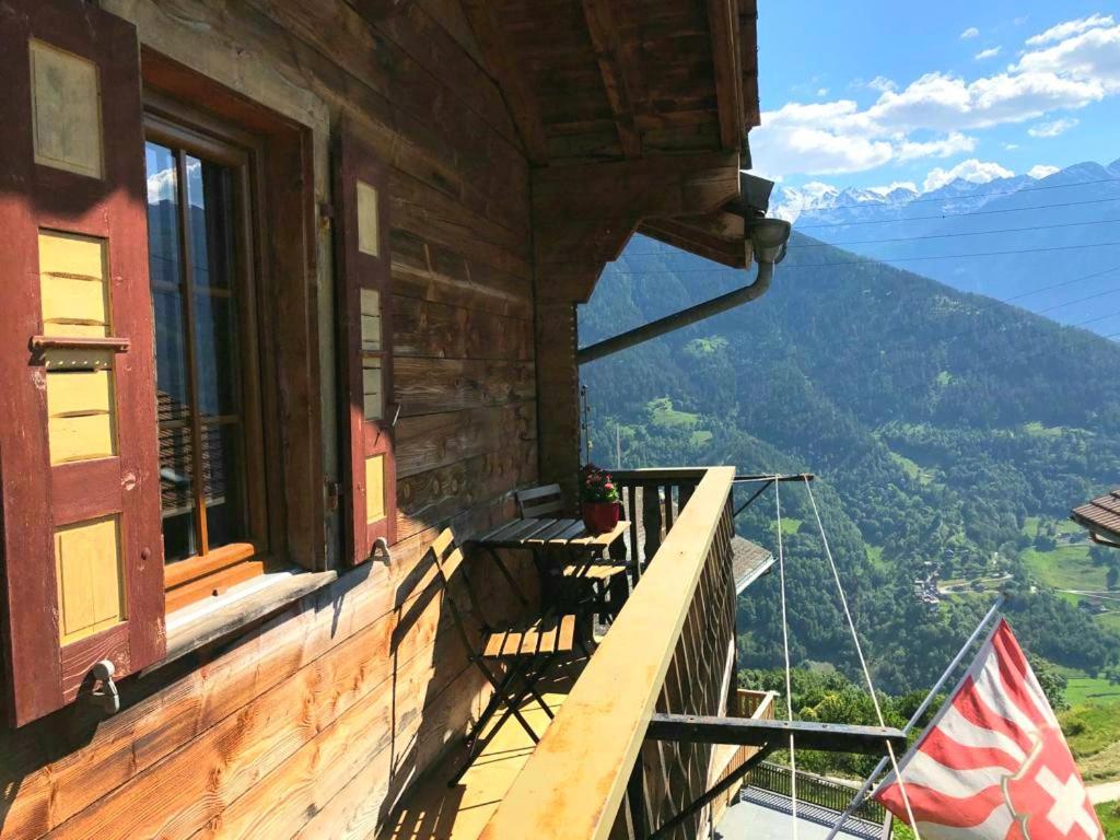 Appartement "Le Ver Luisant" A Saint-Martin, Val D'Herens, Valais Bagian luar foto